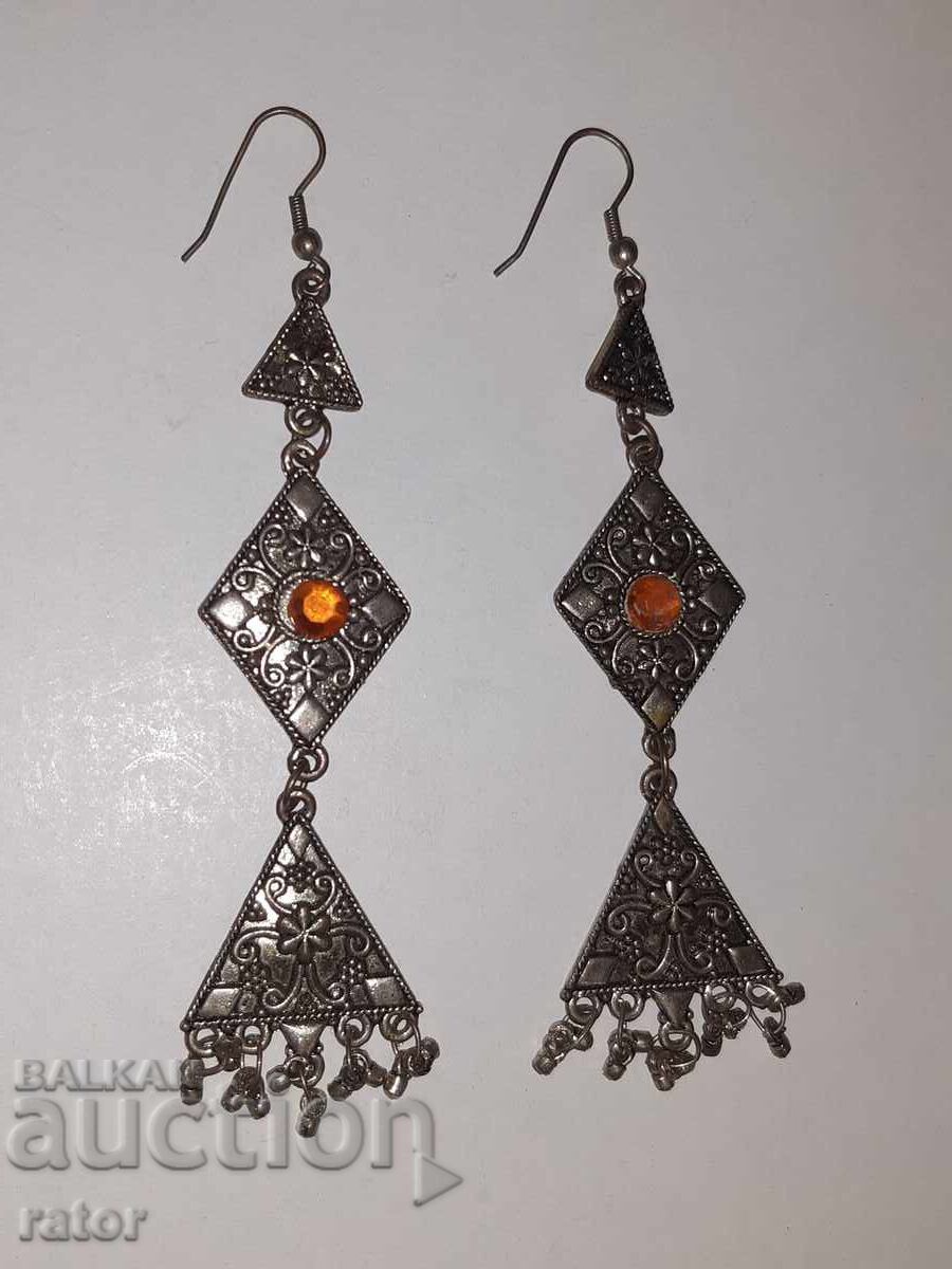 Bijuterii vechi, stil renaștere. Cercei, pandantive, pandantiv