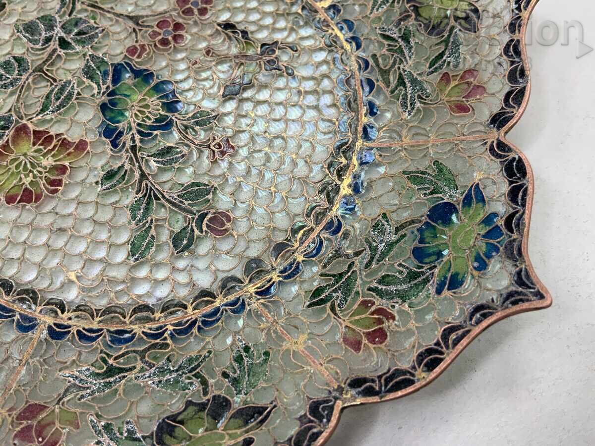 Δημοπρασία Μεταλλικό σμαλτωμένο πιάτο Δημοπρασία Μεταλλικό σμαλτωμένο πιάτο