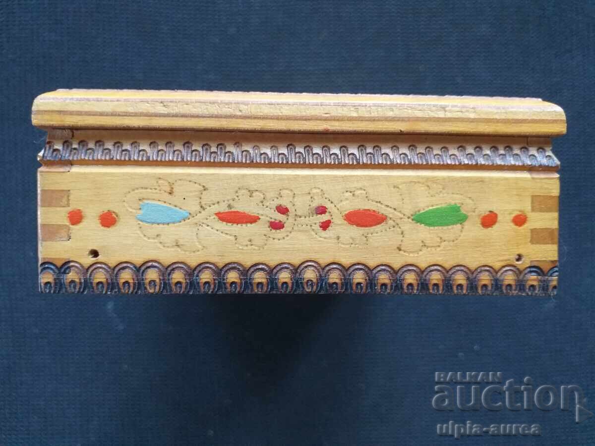 Cutie de țigări din lemn, model social, pirogravură - 6