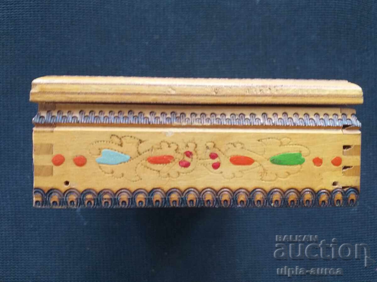 Cutie de țigări din lemn, model social, pirogravură - 7