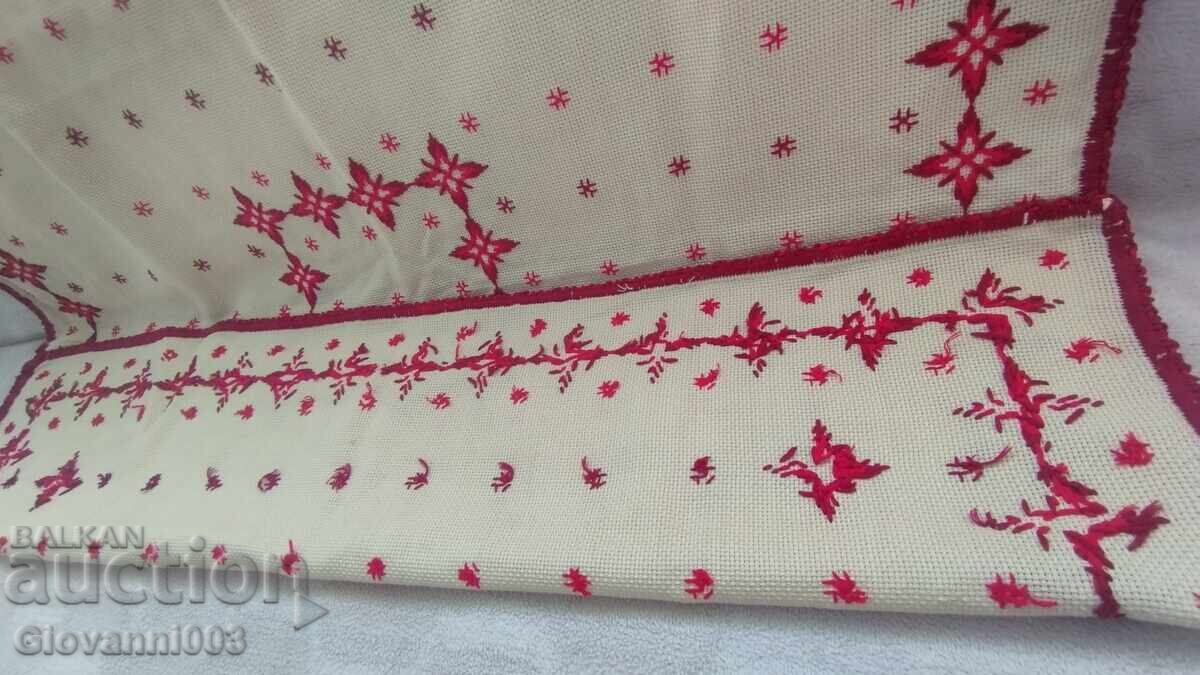 Pătrat Brodat Manual cu preț € 29.00 | 56.72 BGN