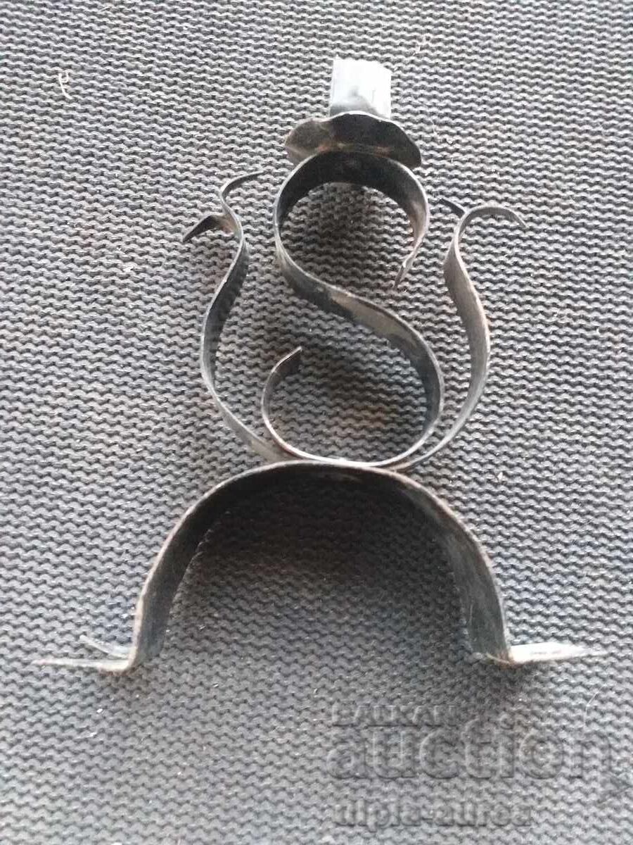 Sfeșnic din fier forjat Soc