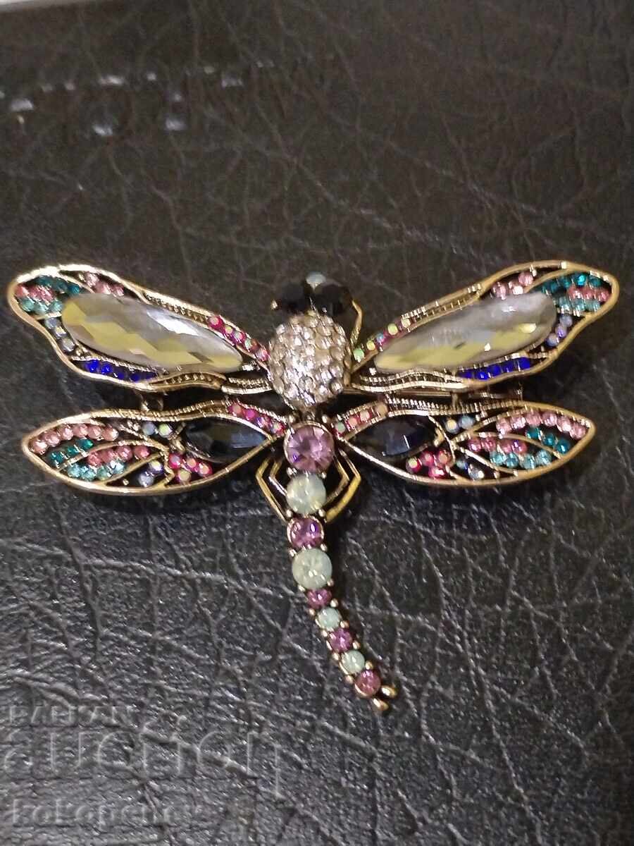 Μια καρφίτσα