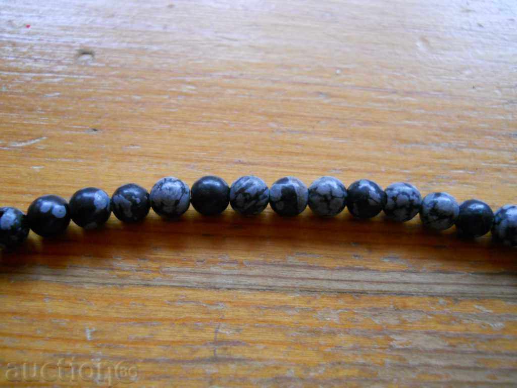 Colier din obsidian cu preț € 9.00 | 17.60 BGN