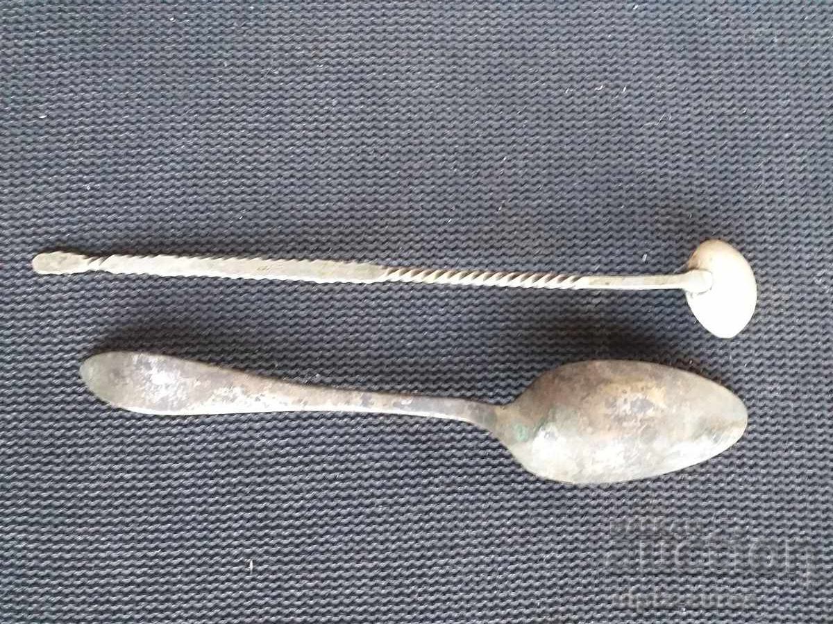 Лот Стари лъжици с цена € 4.00 | 7.82 лв. Лот Стари лъжици с цена € 4.00 | 7.82 лв.