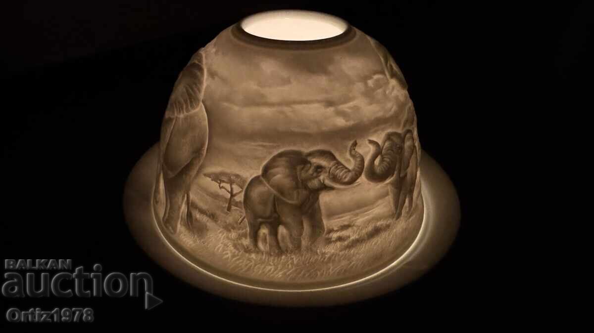 Livrarea Suport de lumânare de ceai superb, elefanți – Porțelan fin! Livrarea Suport de lumânare de ceai superb, elefanți – Porțelan fin!