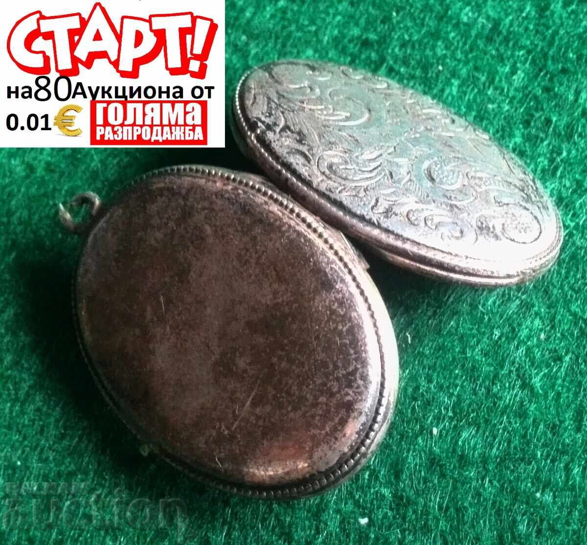 Photo locket - 5 Photo locket - 5