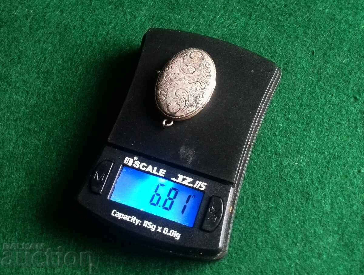 Photo locket - 7 Photo locket - 7