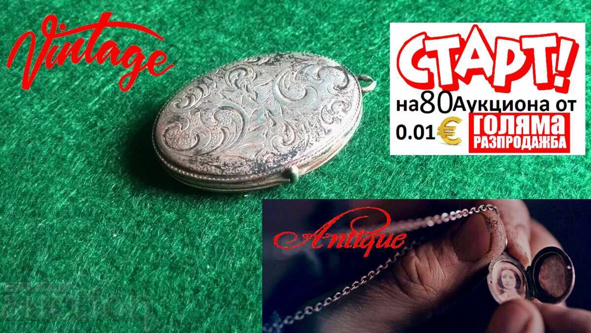 Photo locket Photo locket