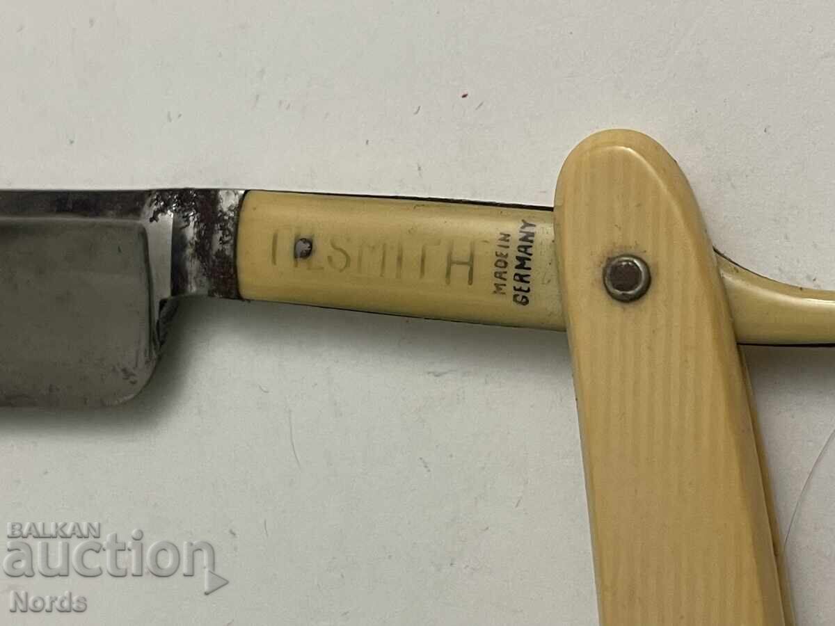 Licitație Brici vechi