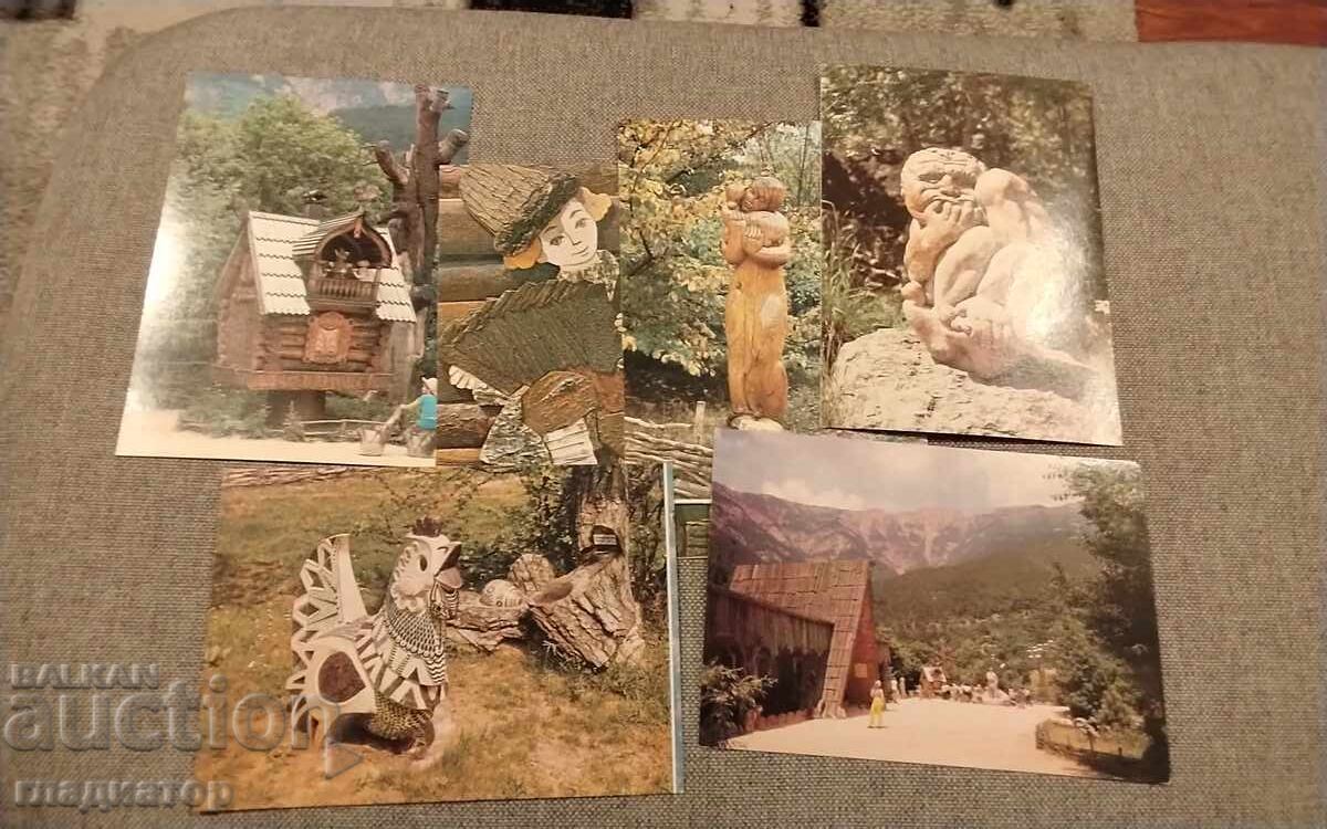 Licitație 12 bucăți cărți poștale Poiana poveștilor Ialta sculptură în lemn Licitație 12 bucăți cărți poștale Poiana poveștilor Ialta sculptură în lemn
