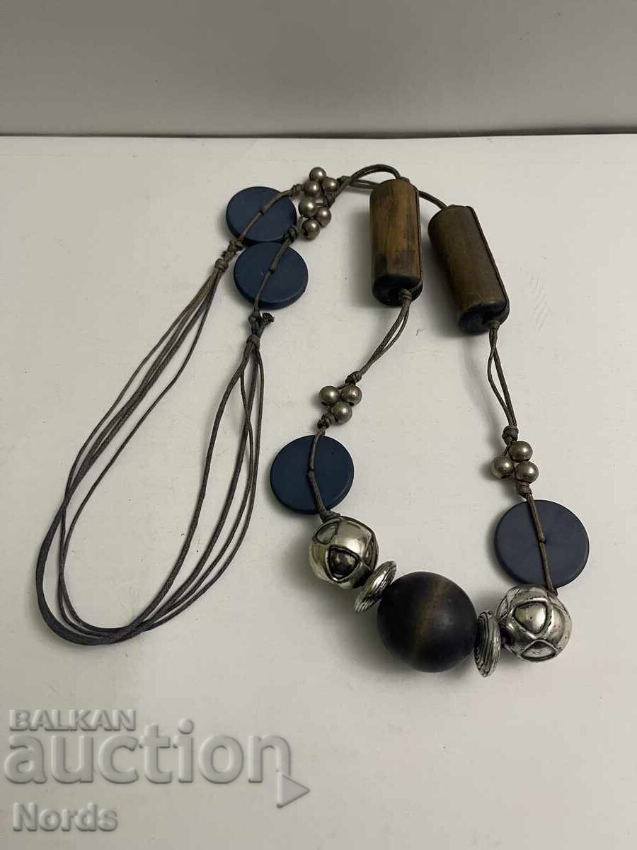 Доставка на Винтидж гердан Доставка на Винтидж гердан