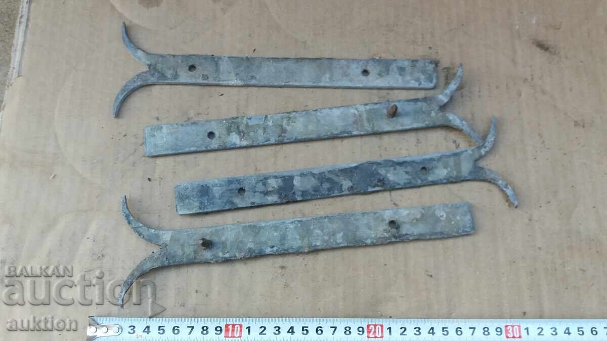 BALAMALE FORJATE DE RENASTERE PENTRU PORȚI - 7