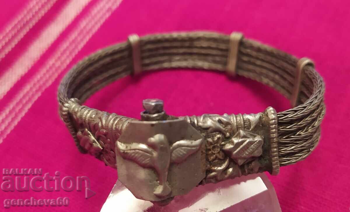 ΑΝΑΓΕΝΝΗΤΙΚΟ ΒΡΑΧΙΟΛΙ - σαχάν