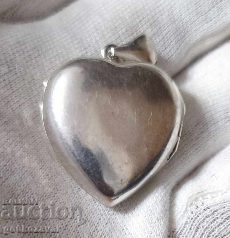 Δημοπρασία Ασημένιο μενταγιόν καρδιά που ανοίγει – κομψό vintage στυλ