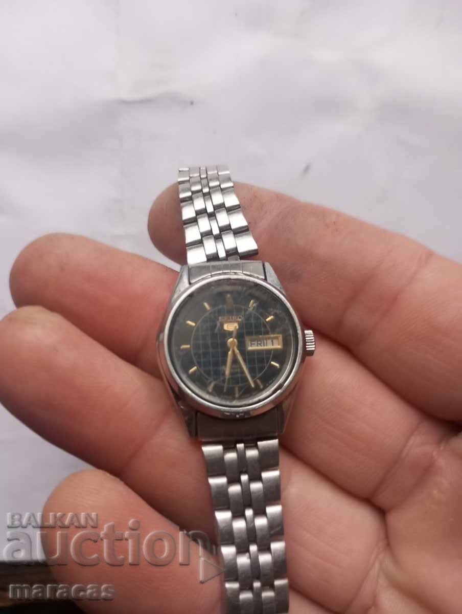 Ceas de mână Seiko model damă