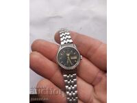 Ceas de mână Seiko model damă