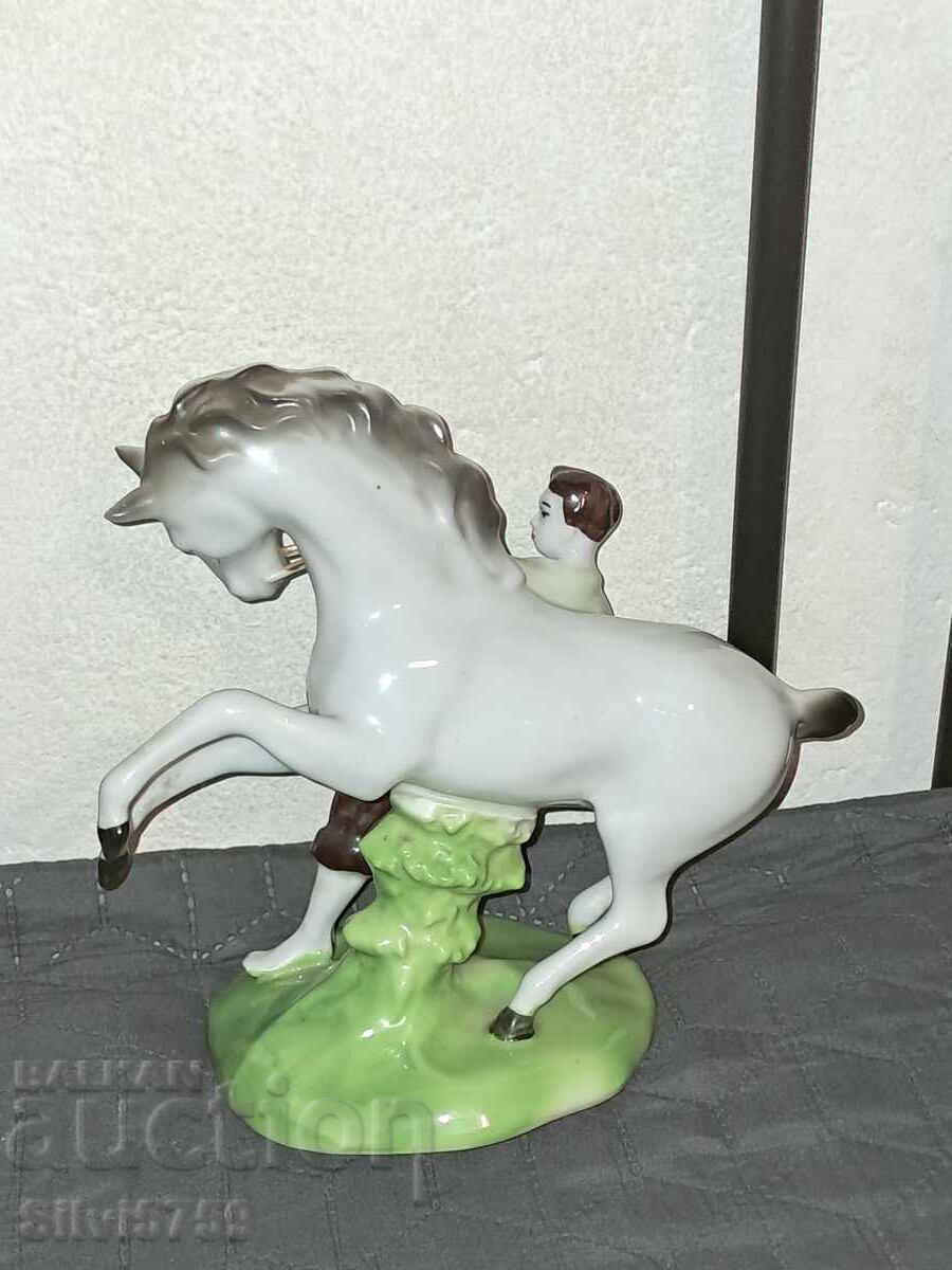 Изключително рядка БГ фигура на СИП - 6