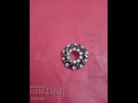 Brosa antica cu pietre