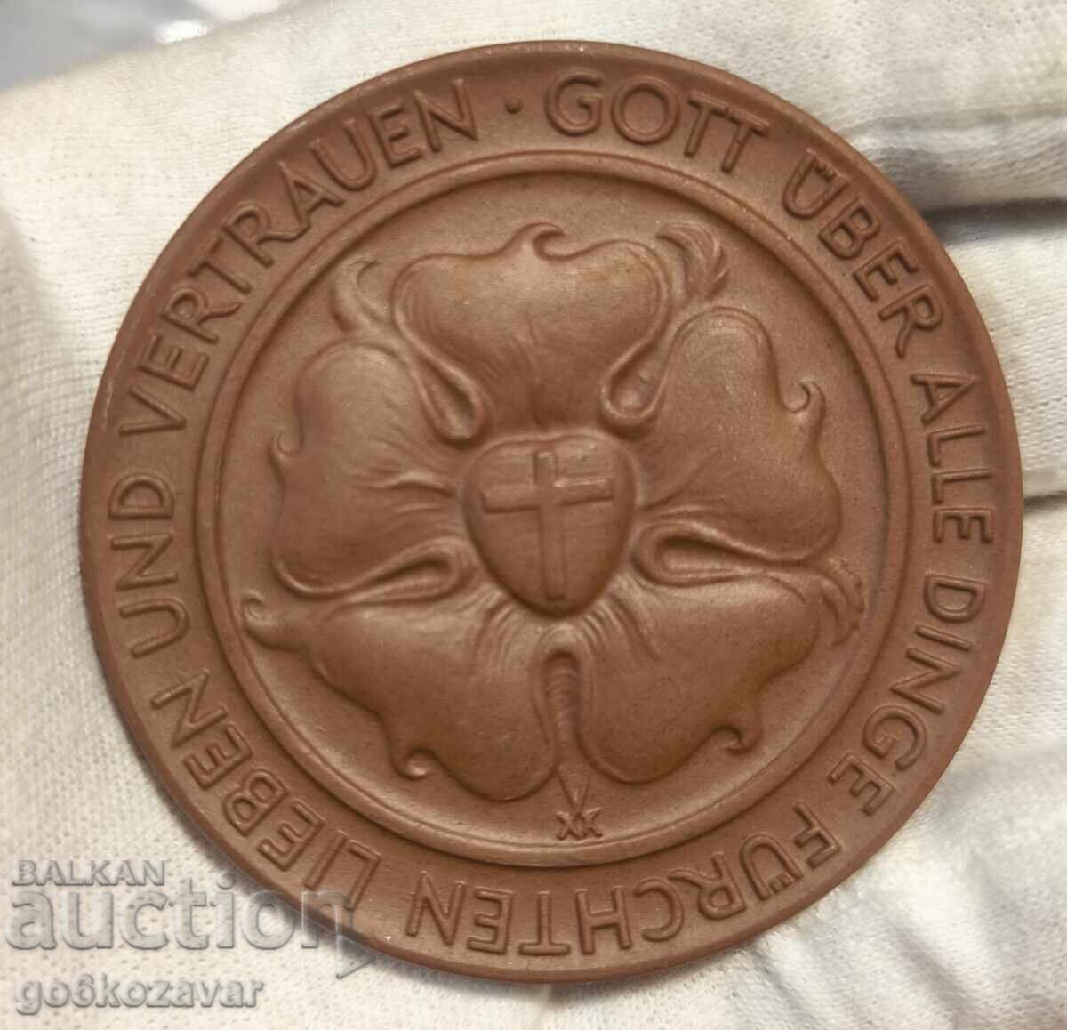 Πορσελάνινο νόμισμα/μετάλλιο από Meissen Martin Luther 1483-1983 με τιμή € 9.00 | 17.60 BGN