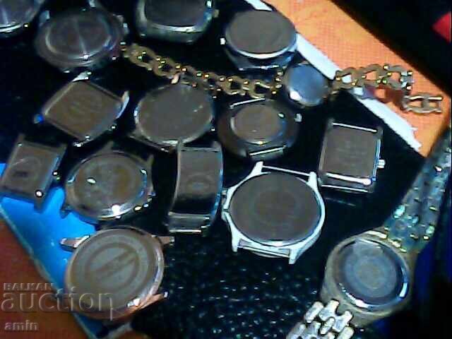 Lot de 15 ceasuri, toate funcționează, fără baterii - 7