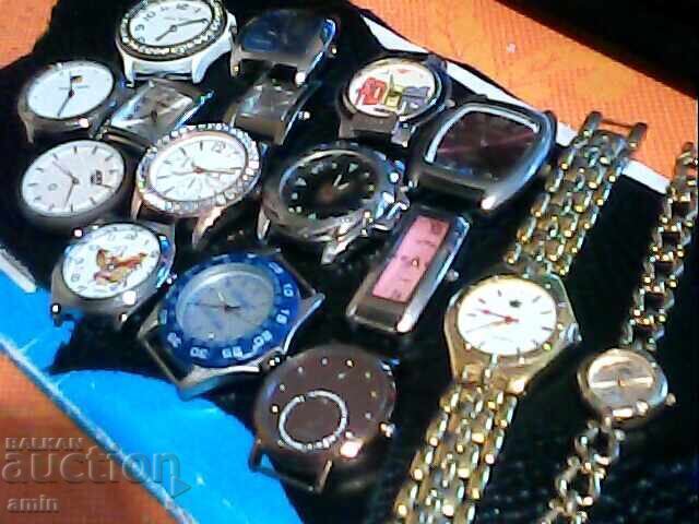 Lot de 15 ceasuri, toate funcționează, fără baterii