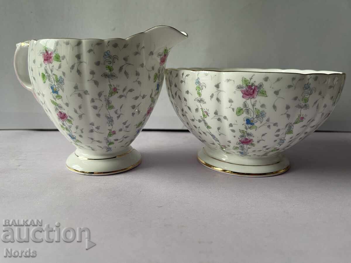 Английски порцеланов лот с цена € 0.01 | 0.02 лв.