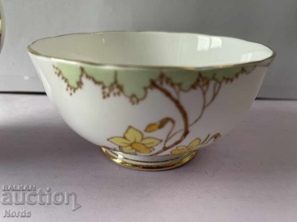 Аукцион Английски порцеланов лот