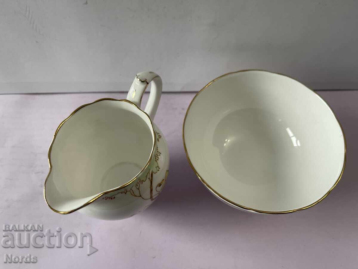 Доставка на Английски порцеланов лот