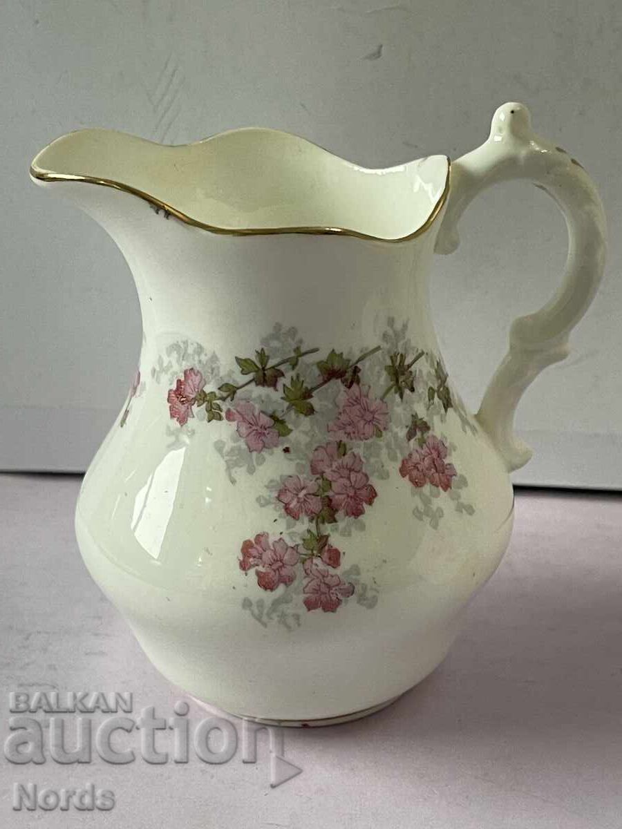 Аукцион Английски порцеланов лот