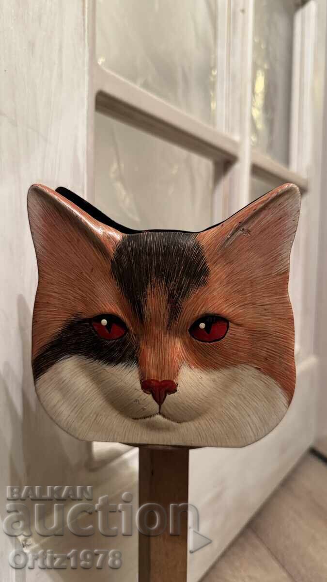 Suport de șervețele vintage, de autor – lemn lăcuit pictat, semnat cu preț € 25.00 | 48.90 BGN