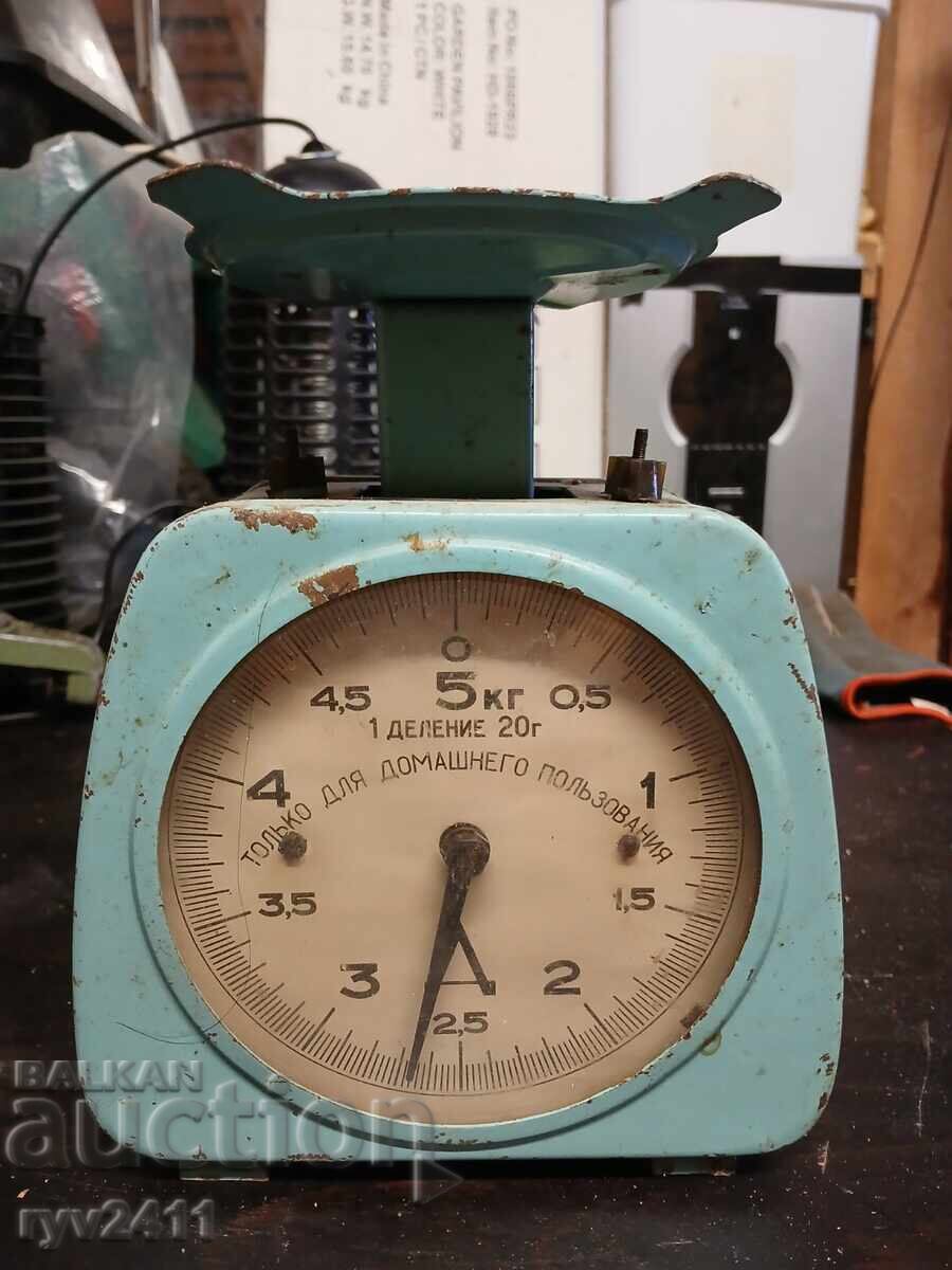 Стар руски кантар с цена € 14.60 | 28.56 лв.