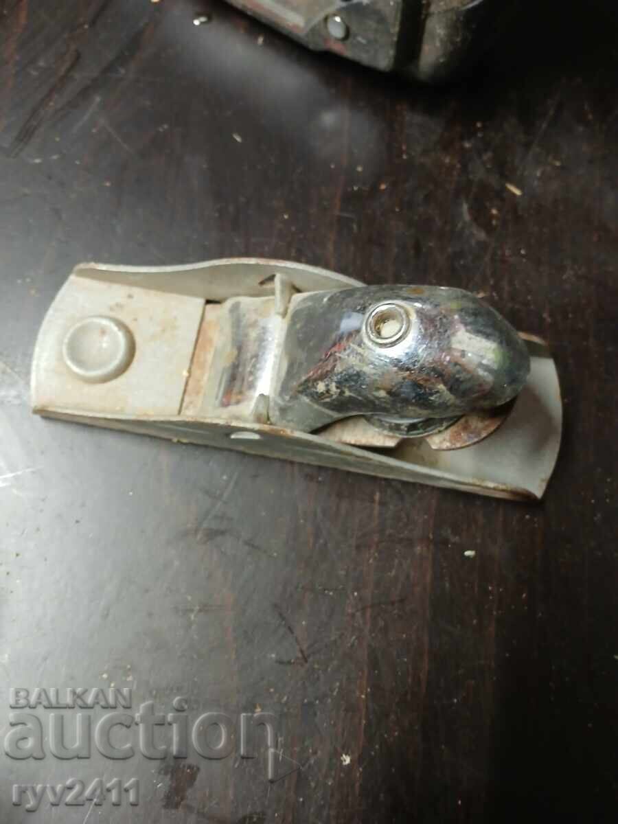 Старо метално ренде