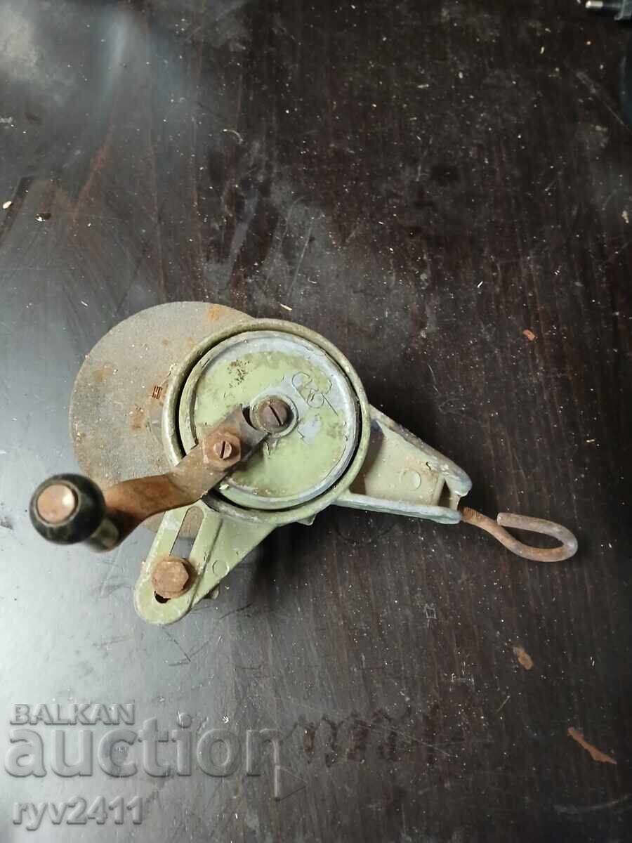 Ръчен шмиргел от соца