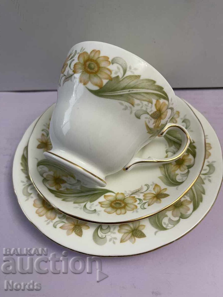 Δούκισσα Αγγλικό σετ τριών τεμαχίων για τσάι με τιμή € 0.01 | 0.02 BGN