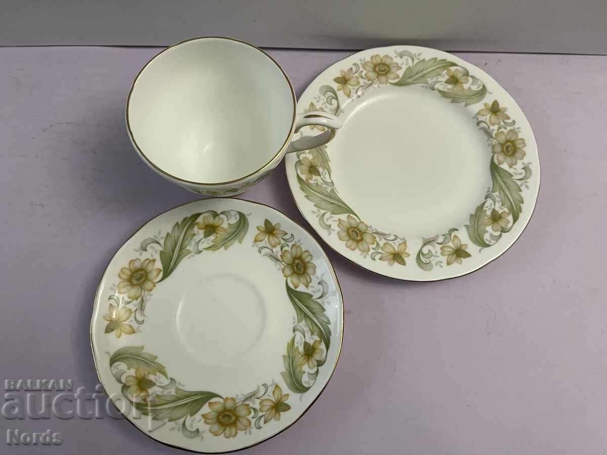 Παράδοση Δούκισσα Αγγλικό σετ τριών τεμαχίων για τσάι