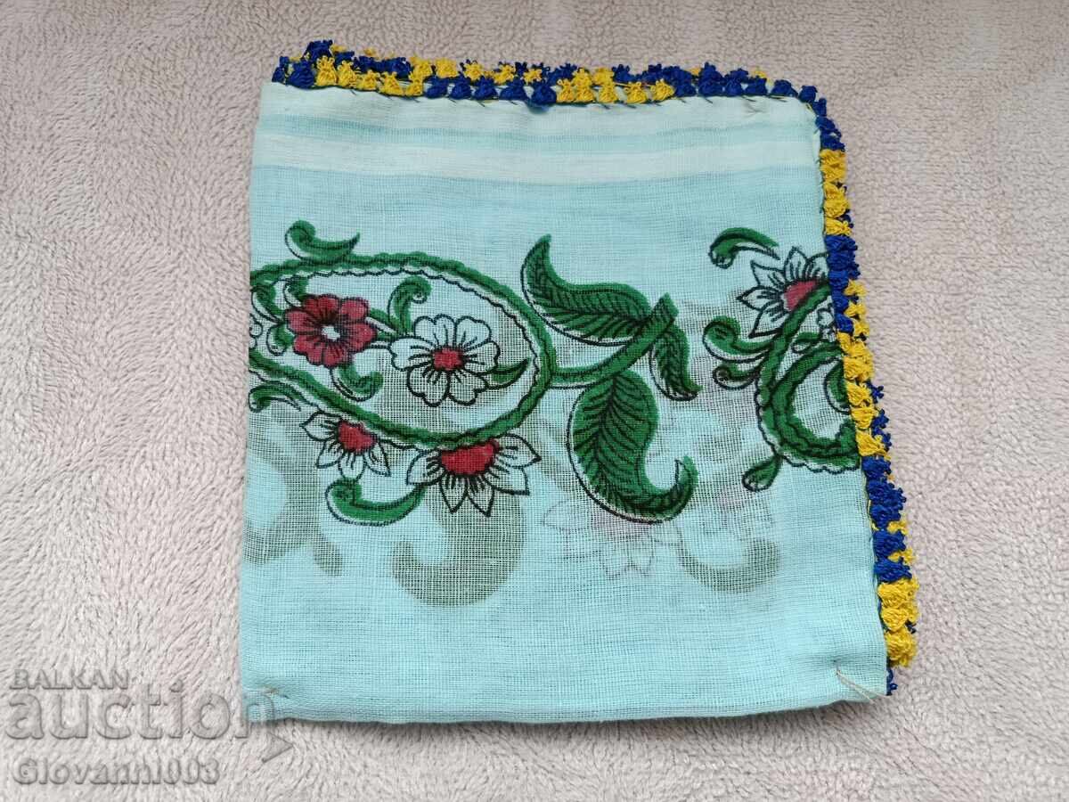 Old-fashioned head covering 137