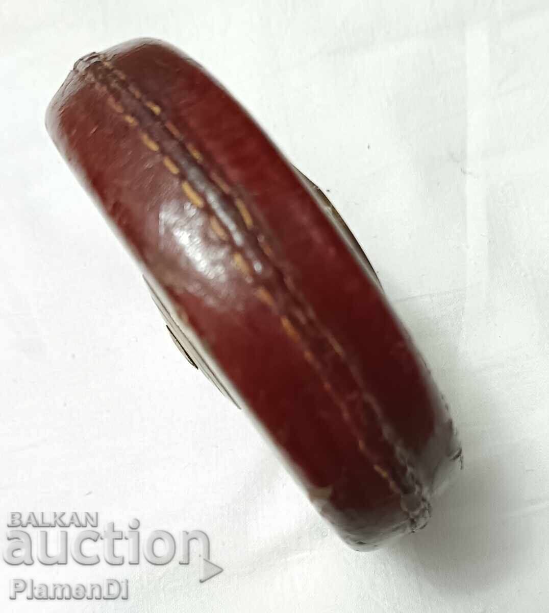 Delivery of Leather RABONE CHESTERMAN Tape Measure