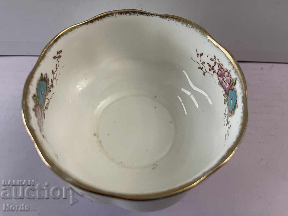 Delivery of ROYAL ALBERT Vintage Porcelain Bowl