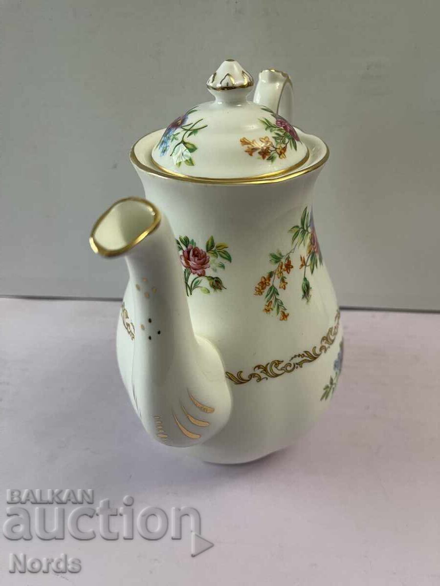 Винтидж английски чайник с цена € 0.01 | 0.02 лв. Винтидж английски чайник с цена € 0.01 | 0.02 лв.