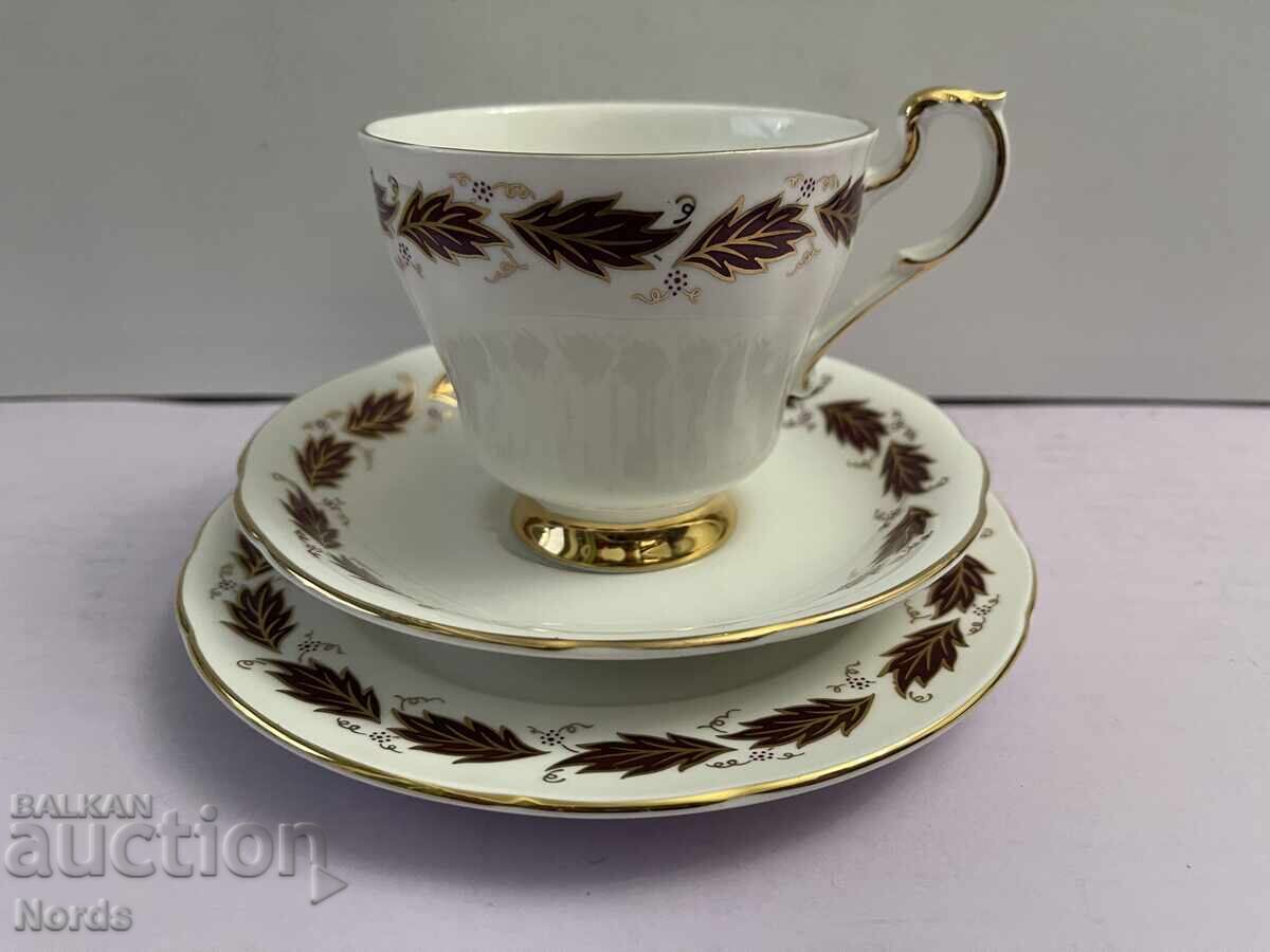 Set de ceai triplu Paragon englezesc Set de ceai triplu Paragon englezesc