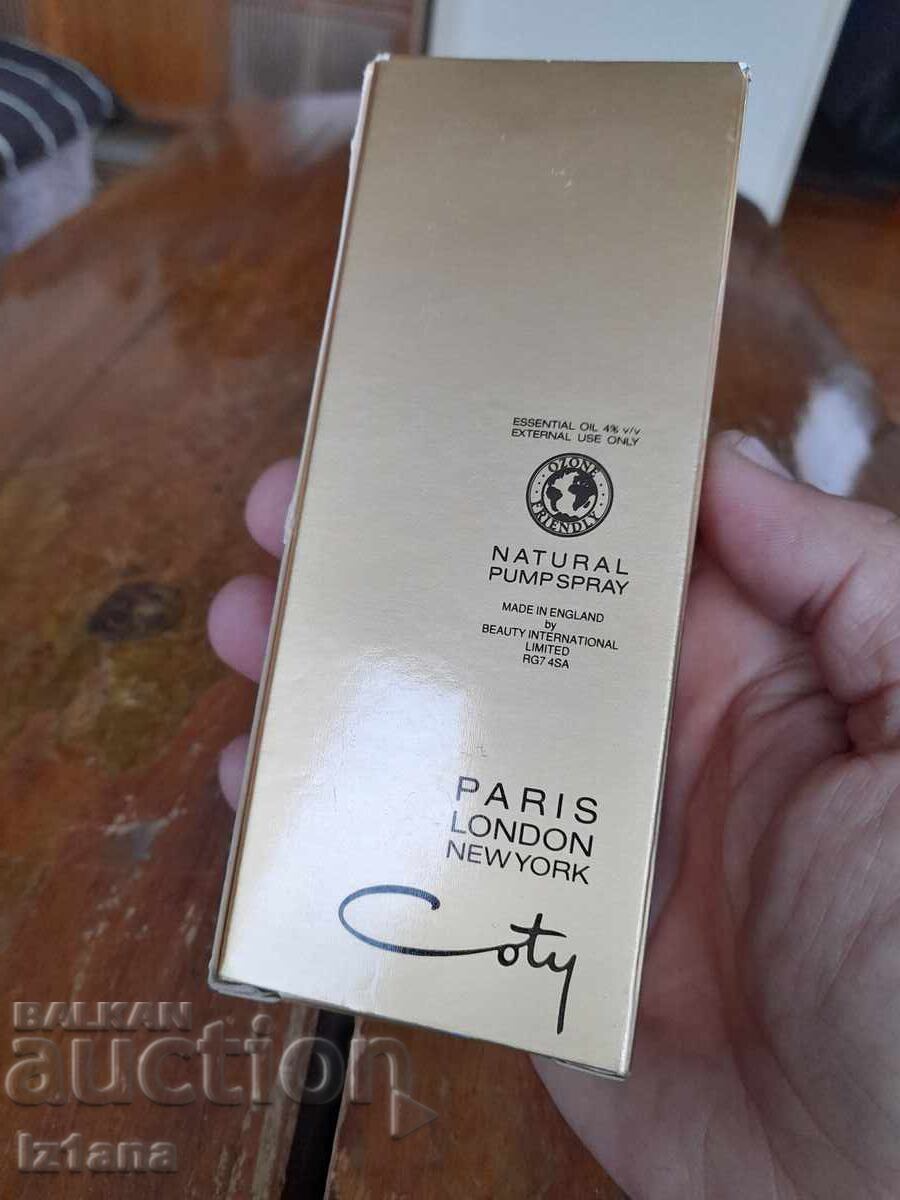 Licitație Vechi apă de colonie Masumi Coty