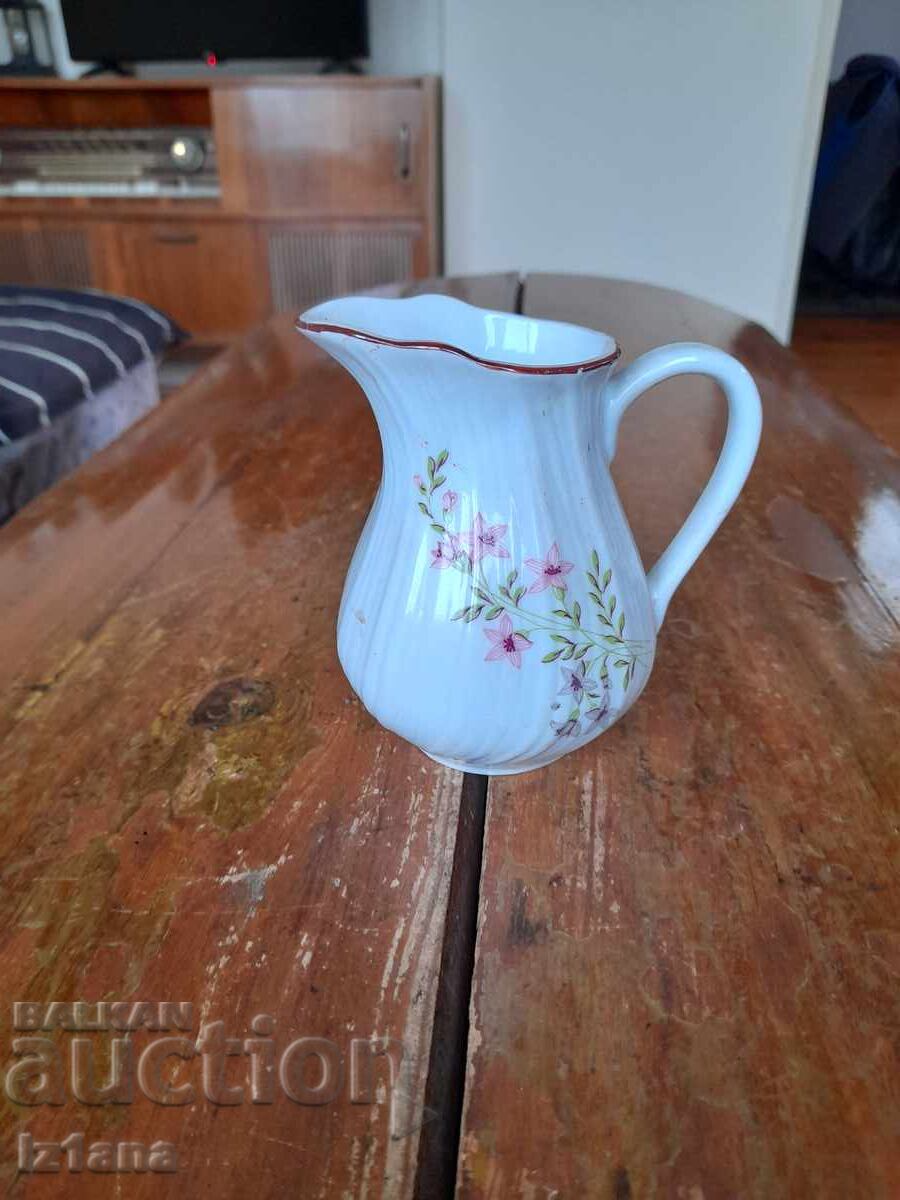 Παλιά πορσελάνινη κανάτα, κανάτα