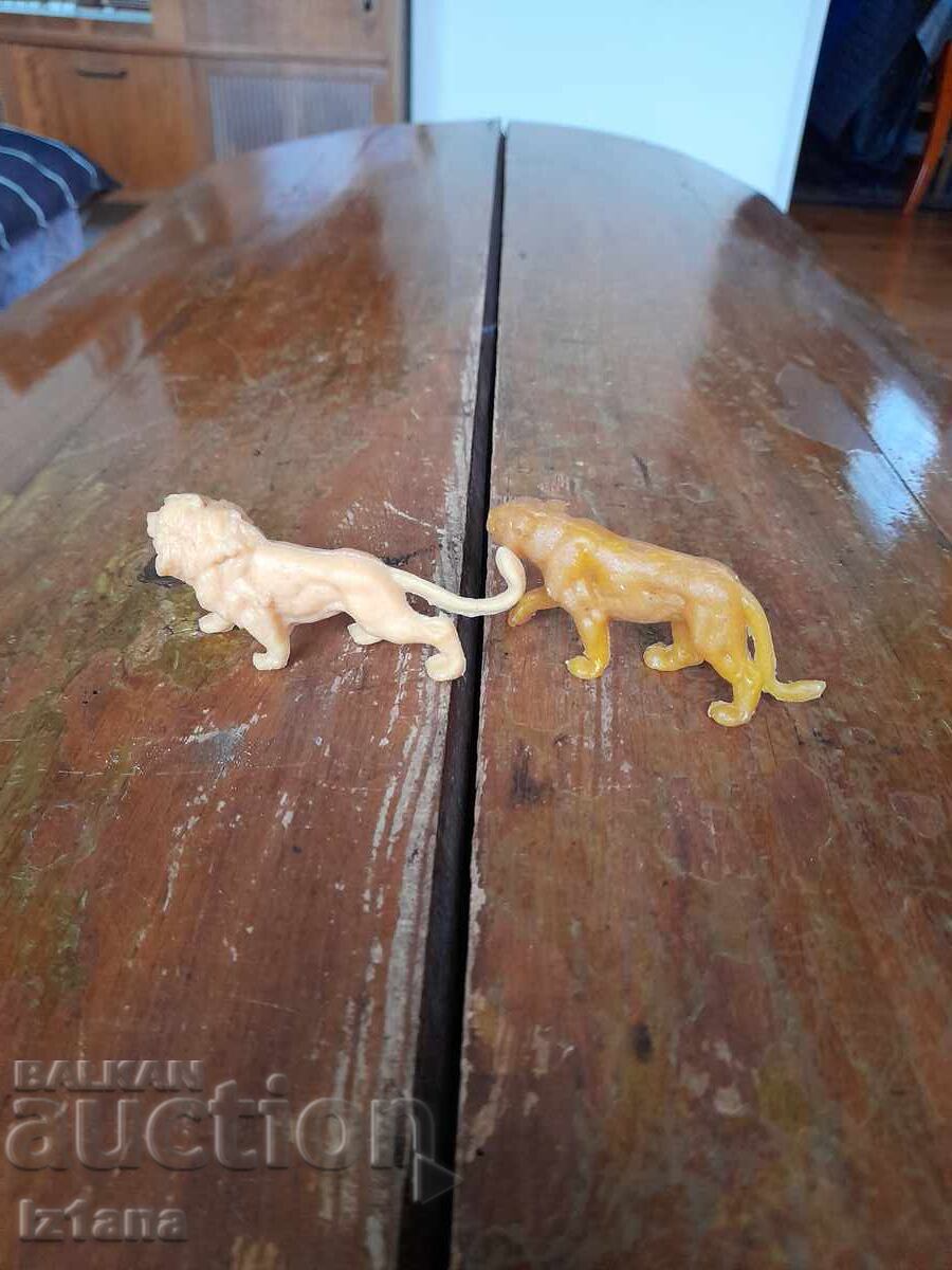 Аукцион Стари фигурки Лъвове