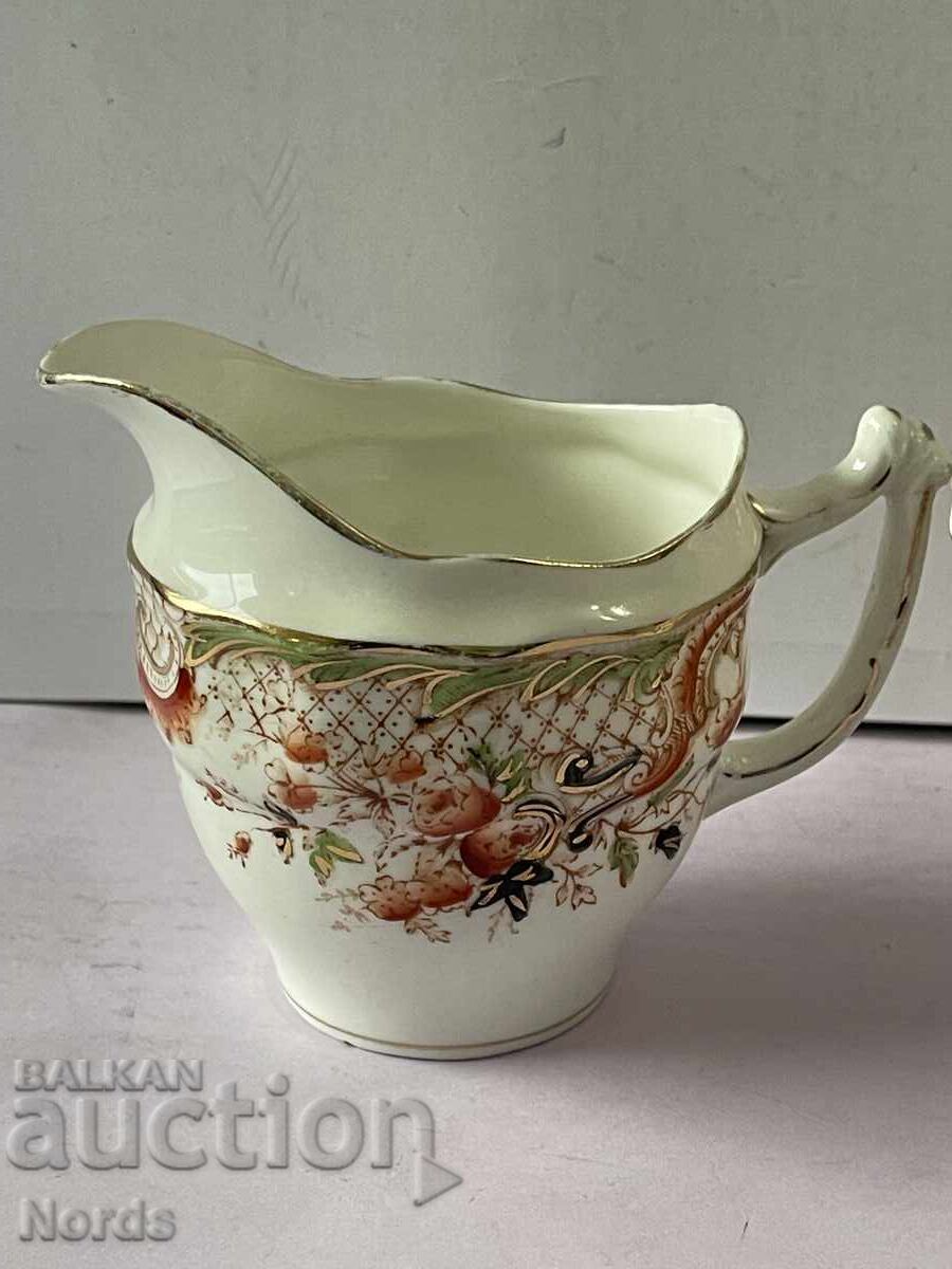 Винтидж английски лот с цена € 0.01 | 0.02 лв.