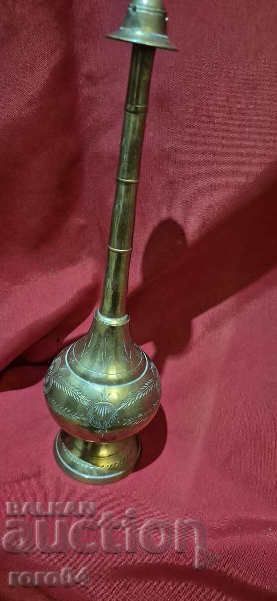 Licitație Recipient pentru parfum - Apă de trandafiri