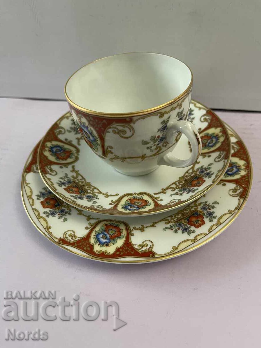 A beautiful triple tea set with price € 0.01 | 0.02 BGN