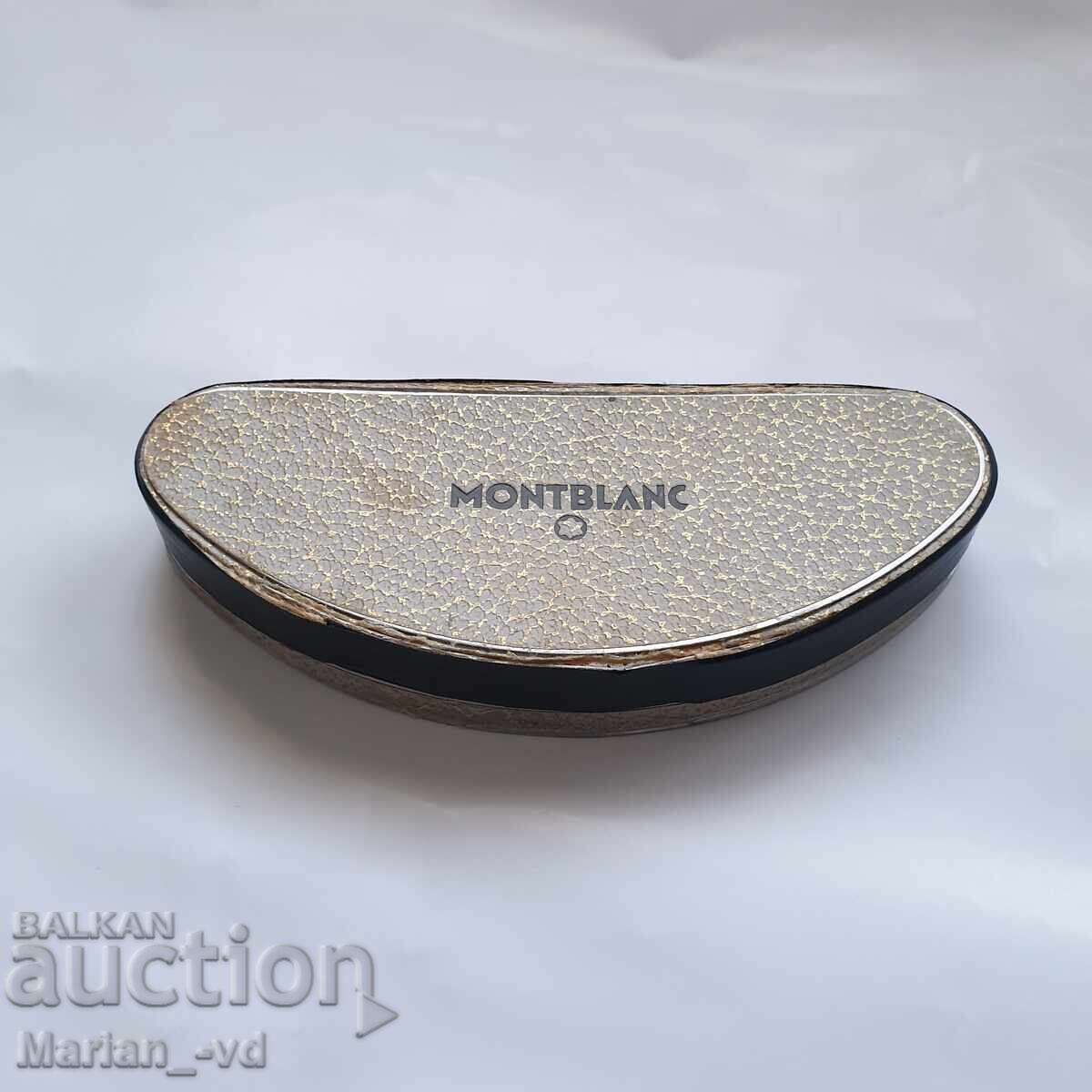 Montblanc 252 Fountain Pen in Burgundy with 585 Gold Nib with price € 450.00 | 880.12 BGN