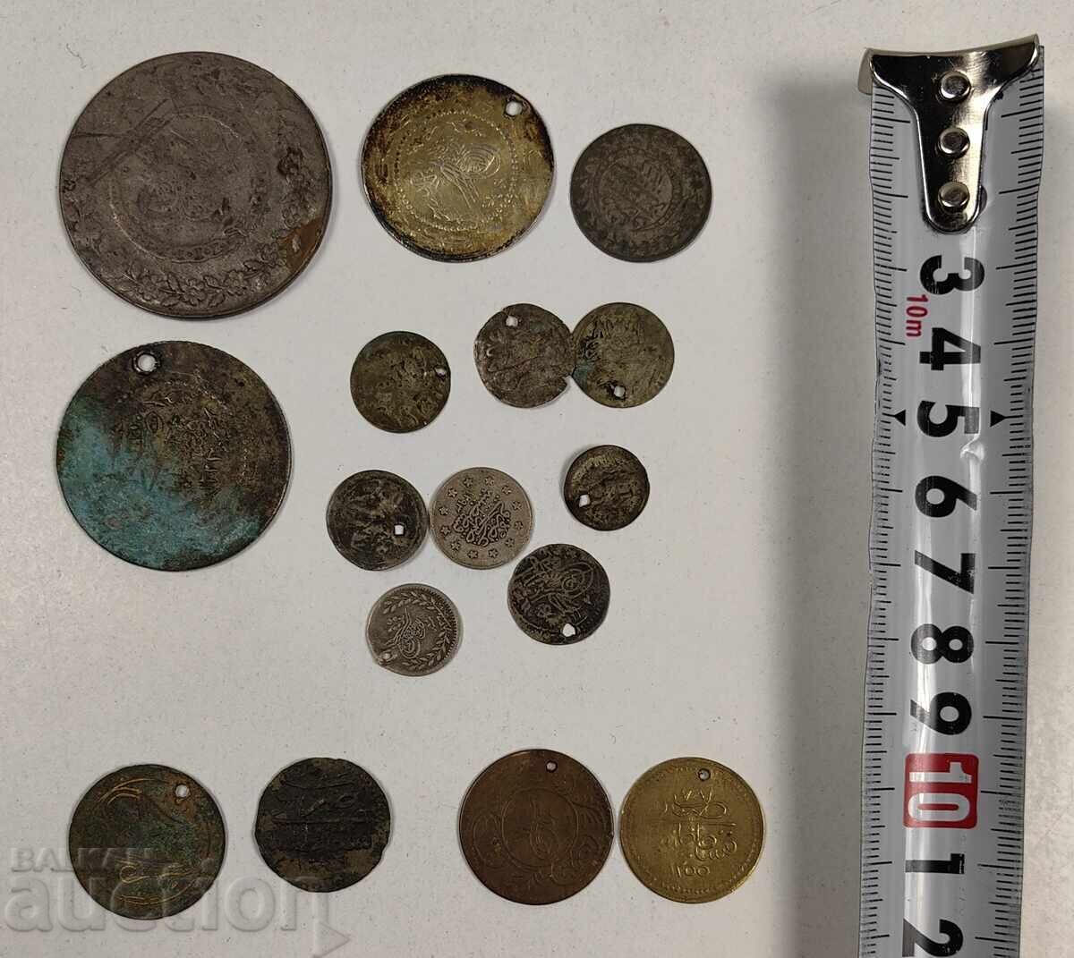 LOT ÎN PRINCIPAL MONEDE OTOMANE DE ARGINT MONEDĂ DE ARGINT ARGINT cu preț € 25.00 | 48.90 BGN LOT ÎN PRINCIPAL MONEDE OTOMANE DE ARGINT MONEDĂ DE ARGINT ARGINT cu preț € 25.00 | 48.90 BGN