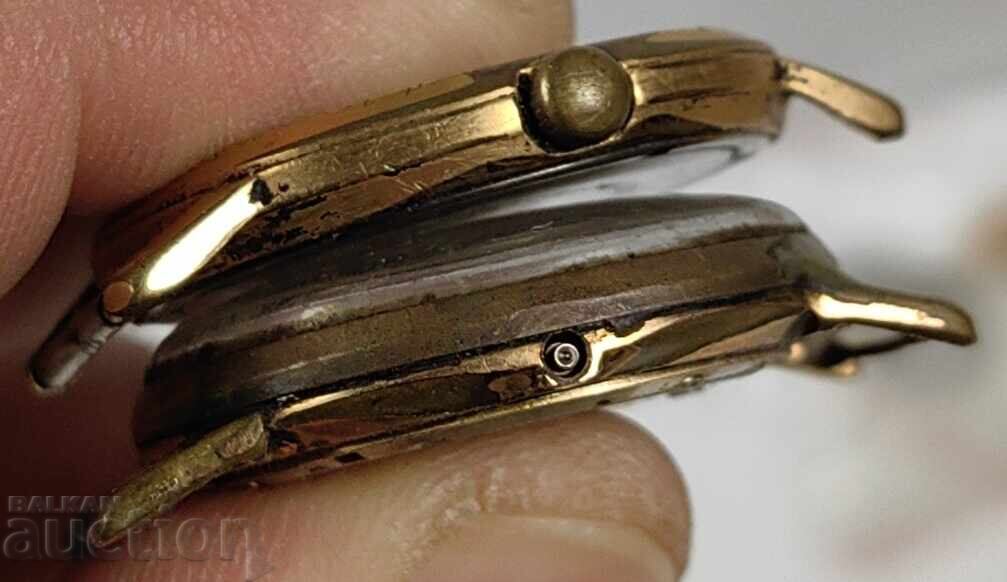 Доставка на ЛОТ ПОЗЛАТЕНИ РУСКИ ЧАСОВНИЦИ И ЧАСТИ ПОЗЛАТА